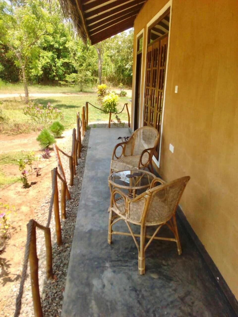 Greenwood Hotel Sigiriya Buitenkant foto